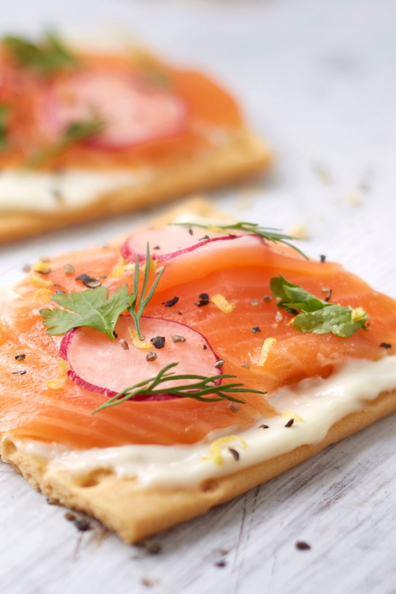 Quick Salmon Crackers Recipe (Perfect For Parties & Afternoon Tea)