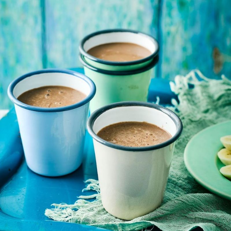 Banana And Chocolate Warming Oat Smoothie.