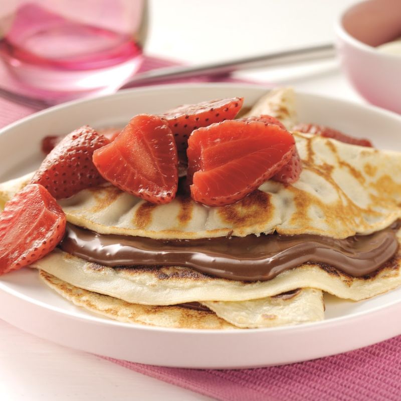 36 Easy Pancake Recipes for Summer Brunch (Sweet & Savoury Ideas)