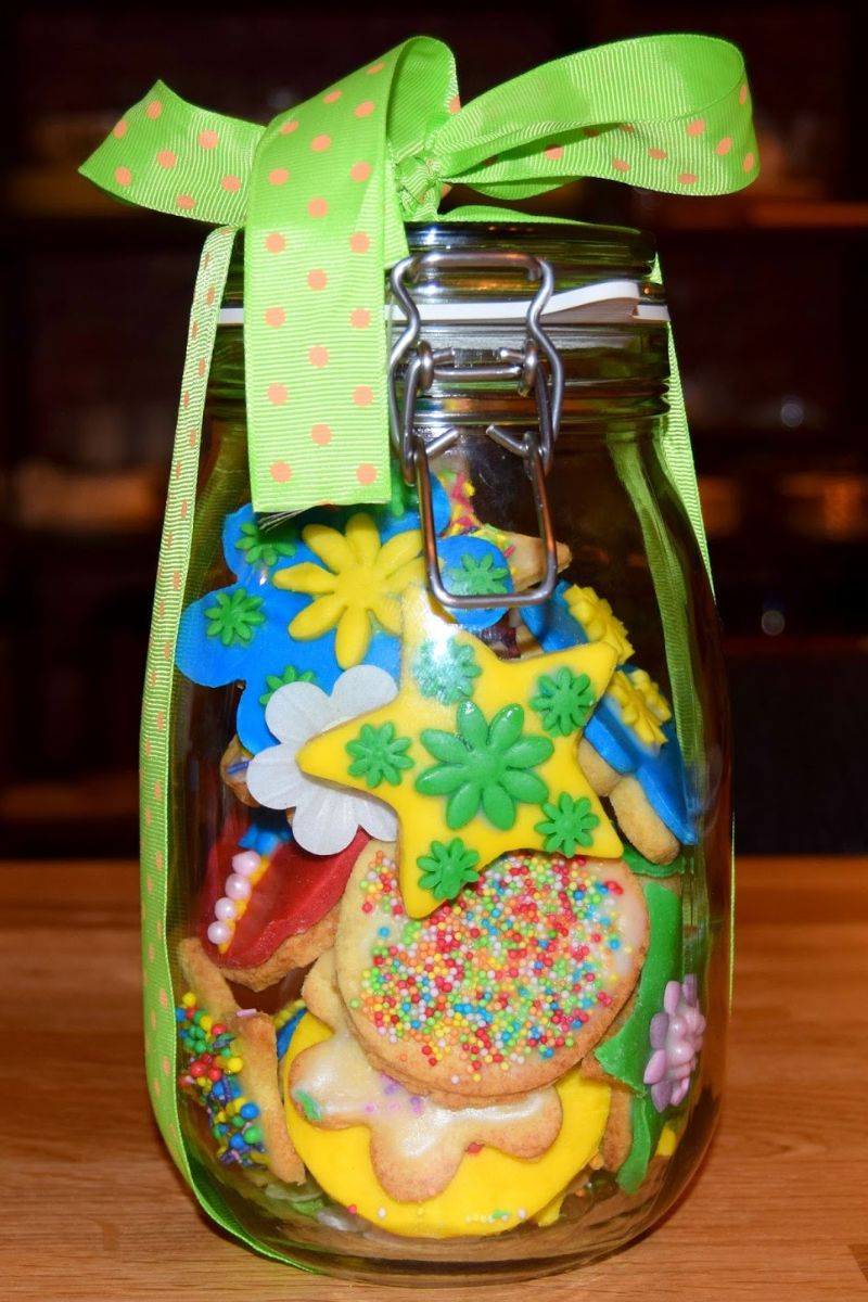 Homemade Mother's Day Cookie Jar Gift Idea Homemade Mother's Day Cookie Jar Gift Idea