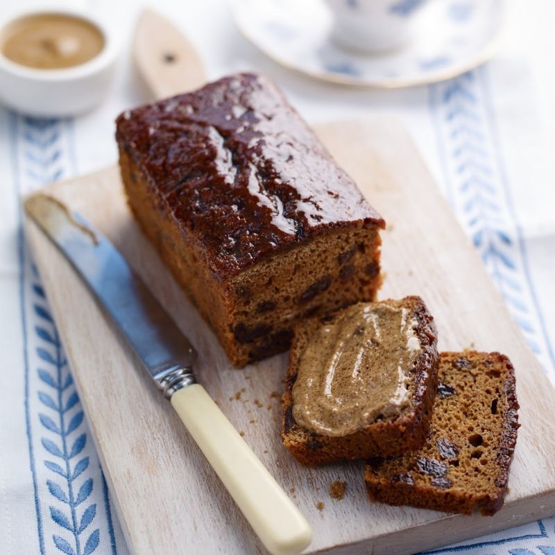 Best Homemade Malt Loaf Recipe – Soft, Sticky & Foolproof