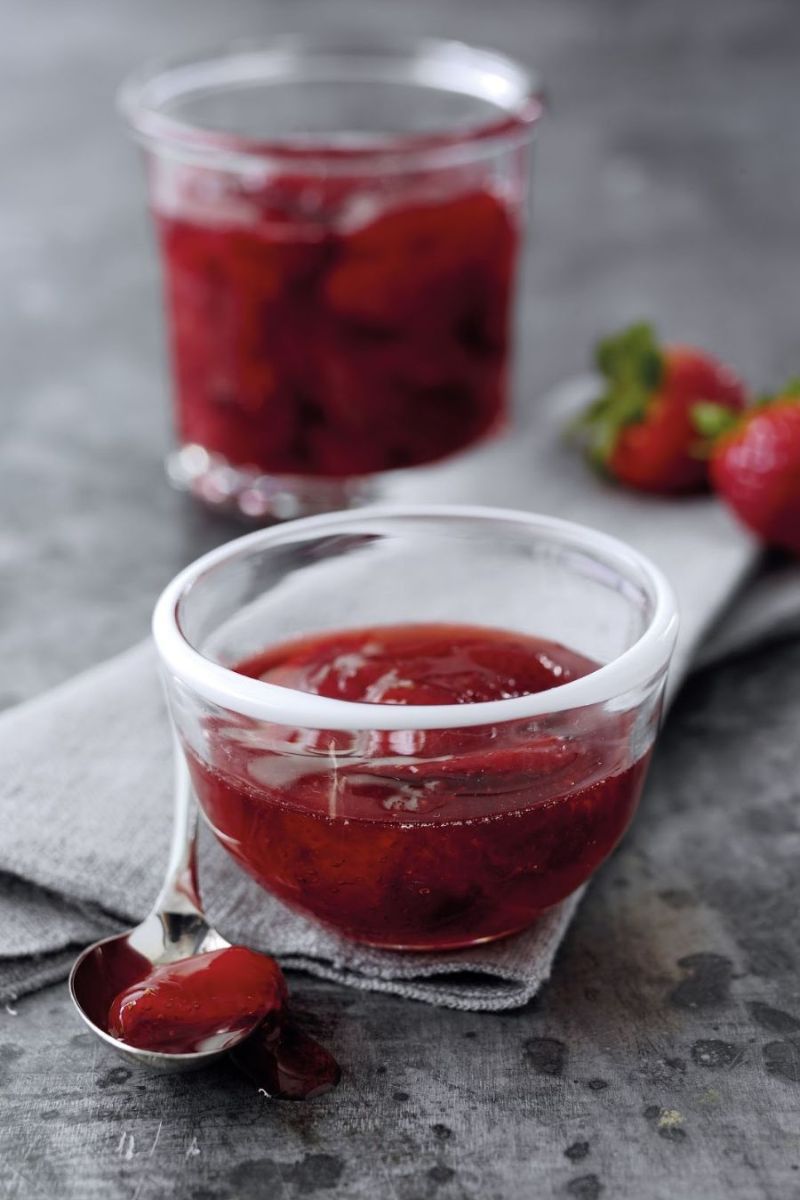 Strawberry Prosecco Jam: The Easiest Fancy Homemade Gift