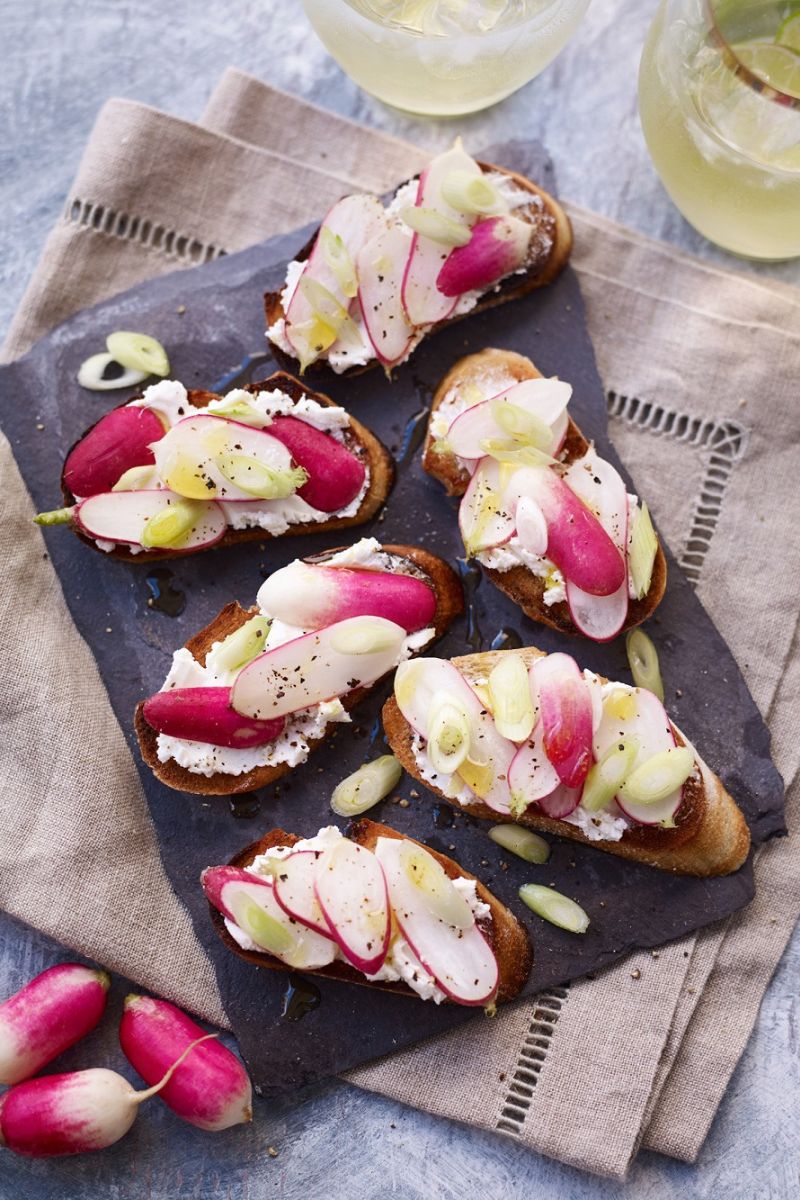 Goats’ Cheese Crostini With Spring Onion And Radish