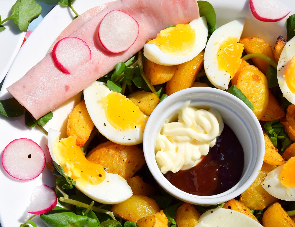 Sainsbury’s British Gems Wedges, Ham And Egg Summer Salad