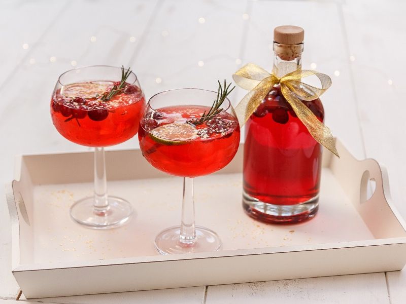 Homemade Cranberry Gin: Simple Recipe That Tastes Amazing