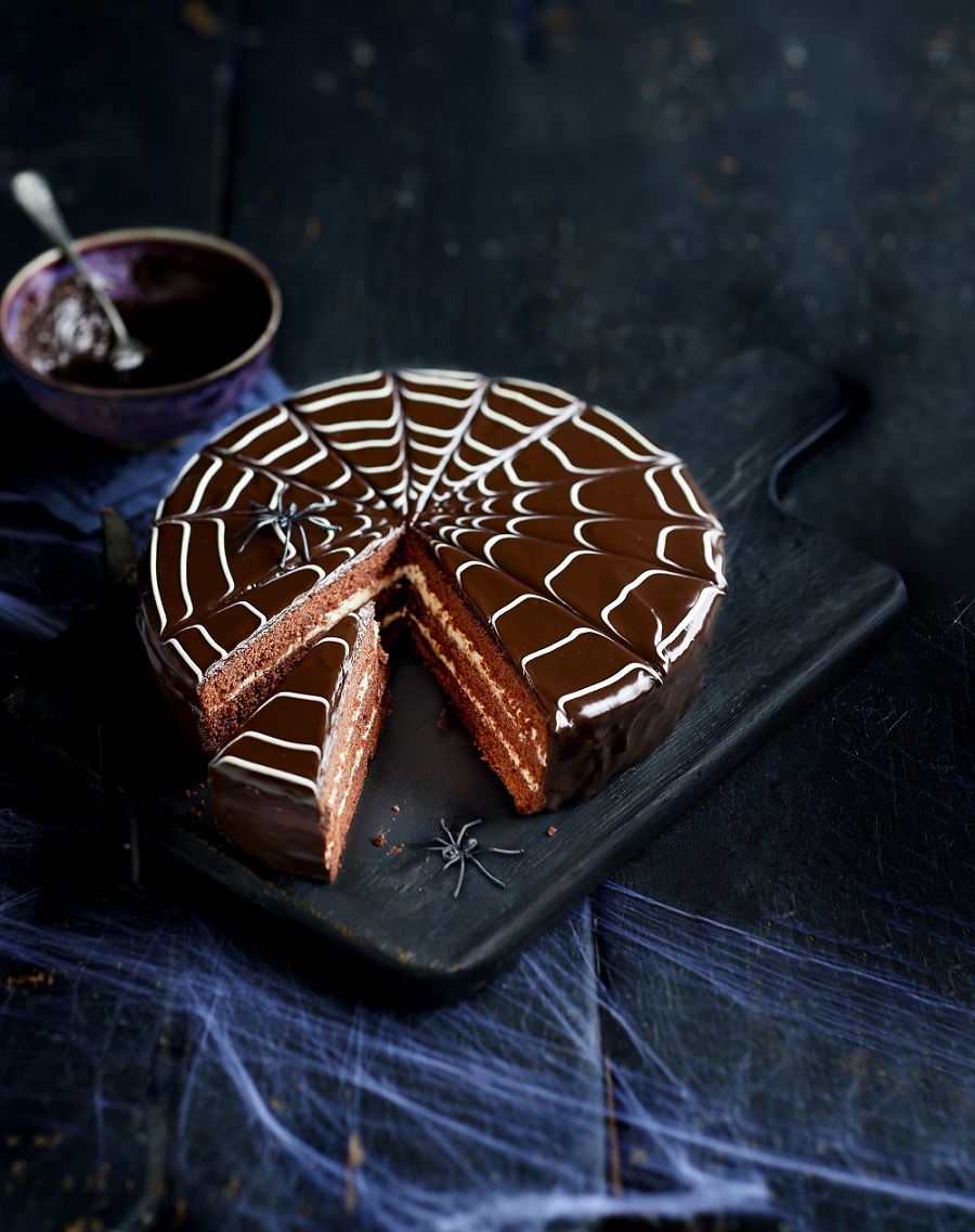 Ultimate Halloween Cake: Chocolatey Red Velvet
