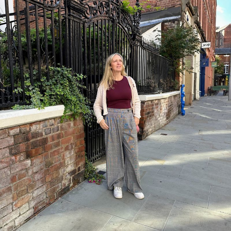 How To Style Checked Trousers: 5 Easy Outfit Ideas For Women Over 50 How To Style Checked Trousers: 5 Easy Outfit Ideas For Women Over 50