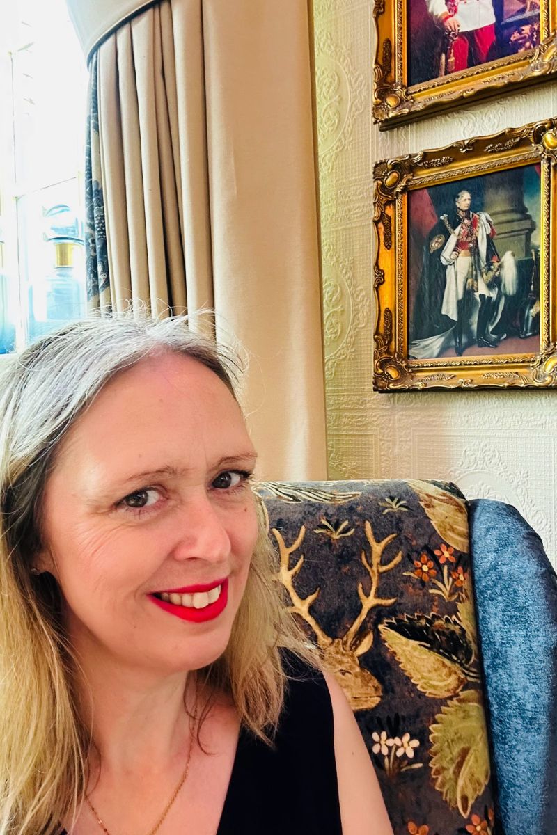 10 Afternoon Mini Cake Recipes