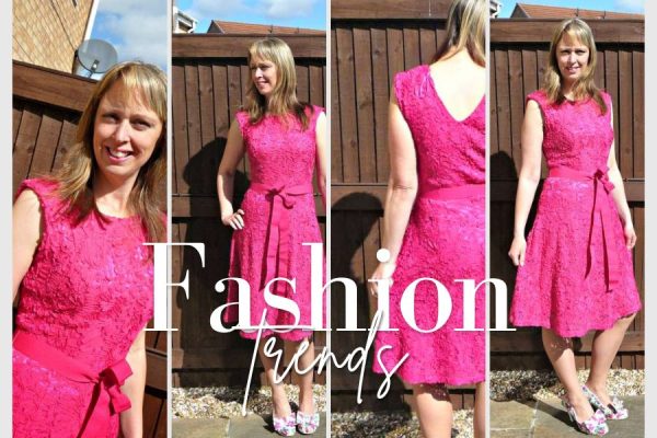 Lovely In Lace | Kaliko Dress Review - Claire Justine