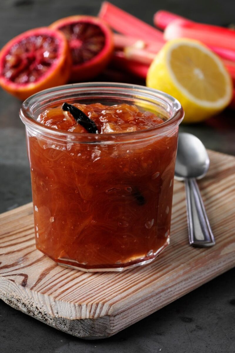 How To Make Rhubarb And Vanilla Jam