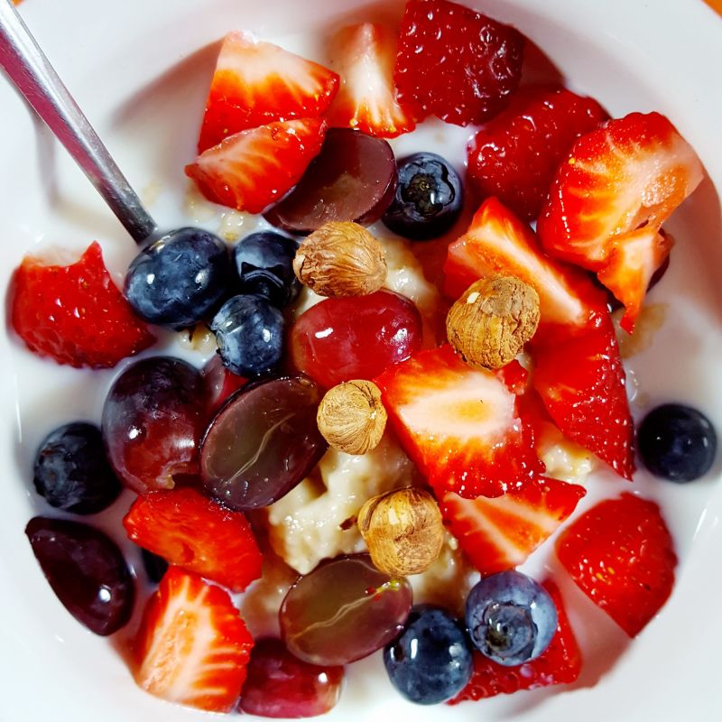 14 Bright Porridge Bowls To Start Your Day On The Right Foot 14 Bright Porridge Bowls To Start Your Day On The Right Foot