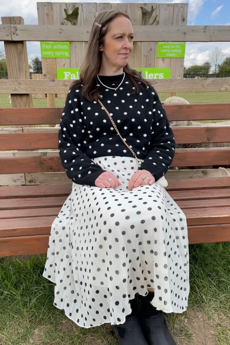 28 Polka Dot Outfit Ideas That Prove This Print Never Goes Out Of Style