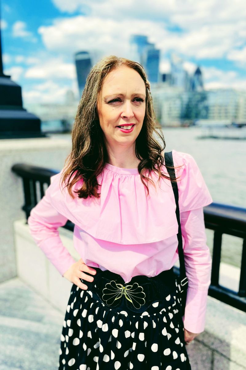 How To Style A Pink Shirt With A Black Polka Dot Skirt