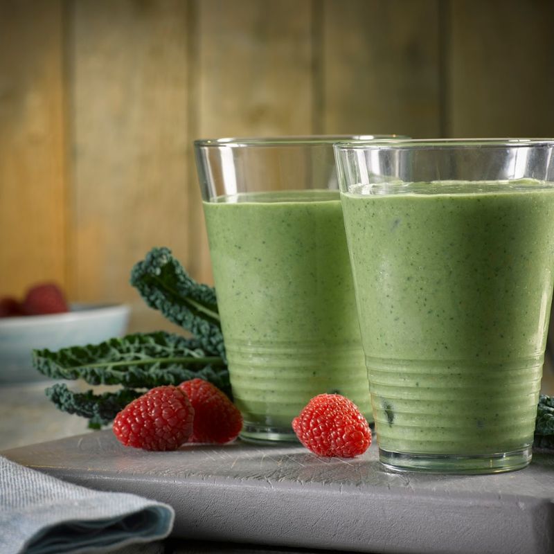 Spinach, Avocado, Coconut Oil And Raspberry Smoothie Spinach, Avocado, Coconut Oil And Raspberry Smoothie